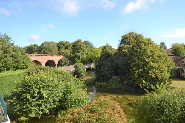 Guildford Road, Fetcham, Leatherhead - Photo 15